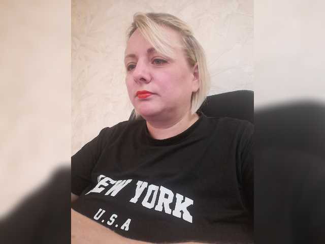 Sexymissex live cam on BongaCams