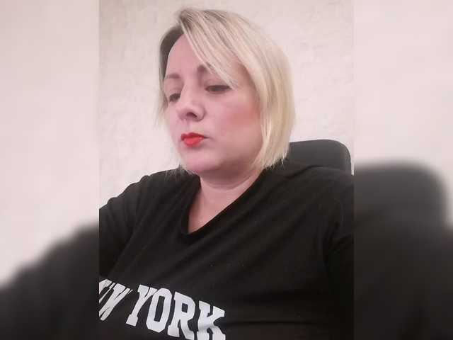 Sexymissex live cam on BongaCams