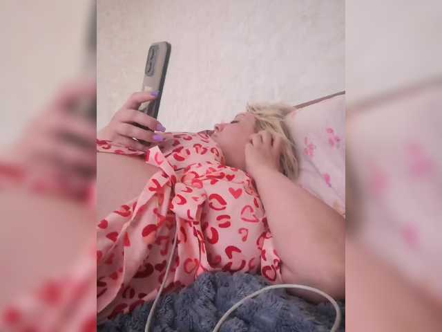 Sexymissex live cam on BongaCams