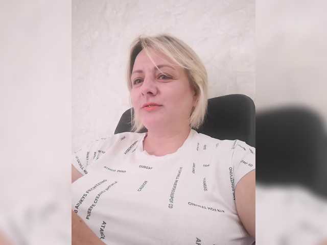 Sexymissex live cam on BongaCams