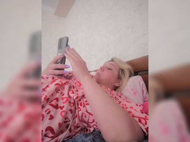Sexymissex live cam on BongaCams