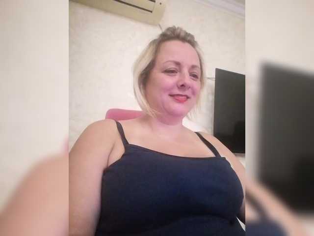 Sexymissex live cam on BongaCams