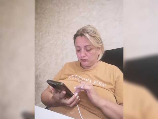 Sexymissex live cam on BongaCams
