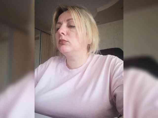 هذا النموذج مباشر الآن. Sexymissex