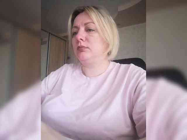 هذا النموذج مباشر الآن. Sexymissex