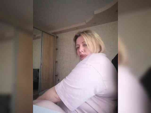 이 모델은 현재 라이브 중입니다. Sexymissex