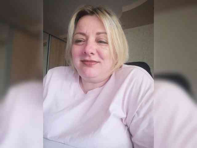 This model is live right now. Sexymissex