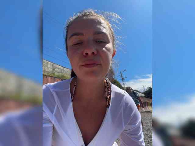 HelgaLeo webcam