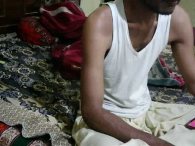 Maria-Tomy-Sex-Room's BongaCams show and profile