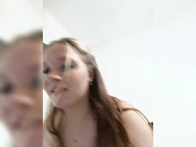 Annabelea's BongaCams show and profile