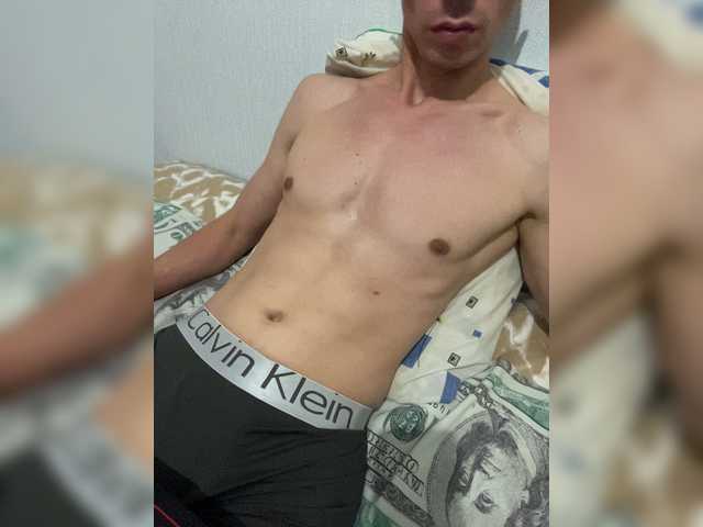 Kevin779977 live cam preview