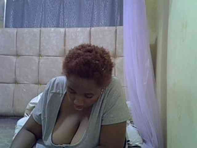 brownebony- webcam