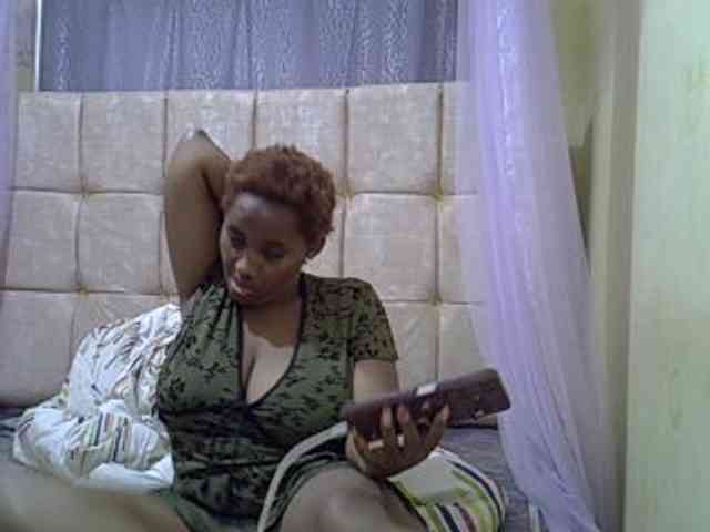 brownebony- webcam