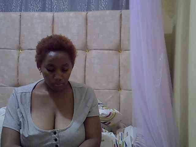 brownebony- webcam