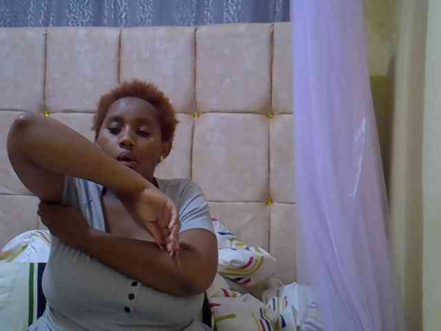 brownebony- webcam