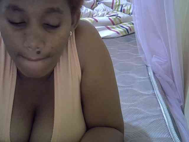 brownebony- webcam