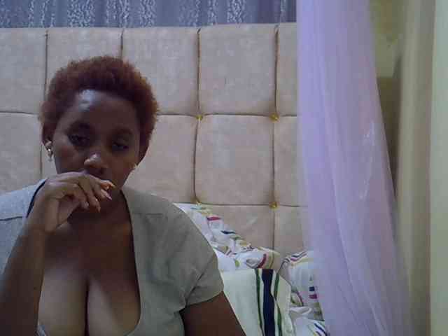 brownebony- webcam