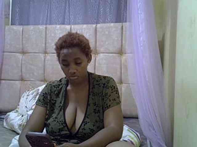 brownebony- webcam