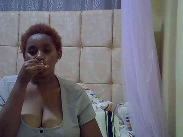 brownebony- webcam