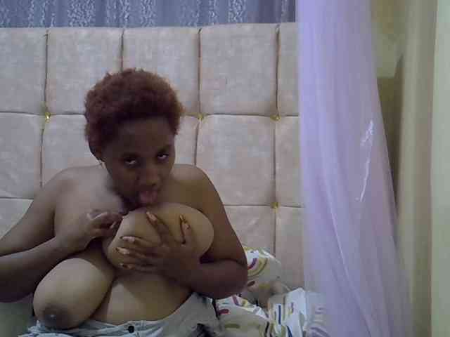 brownebony- webcam