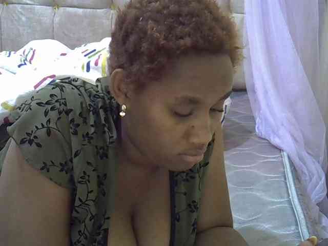 brownebony- webcam