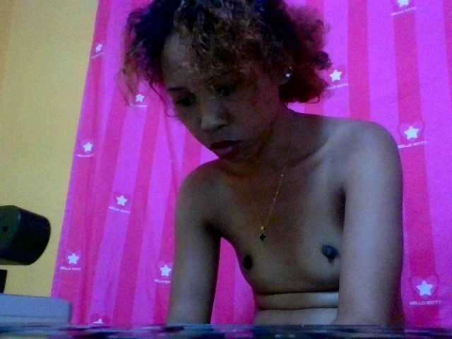 AngelHotxx live webcam show