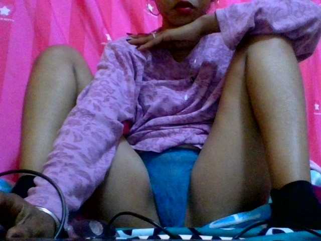 AngelHotxx live cam on UnifiedCams