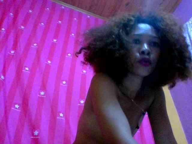 AngelHotxx webcam