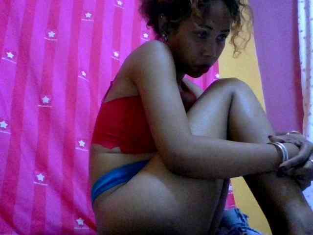 AngelHotxx webcam