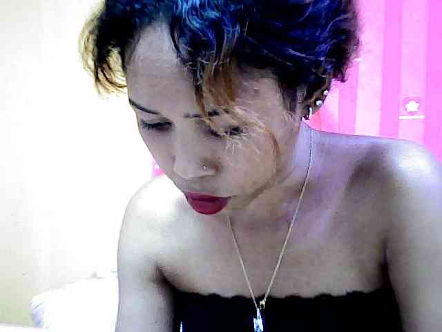 AngelHotxx webcam
