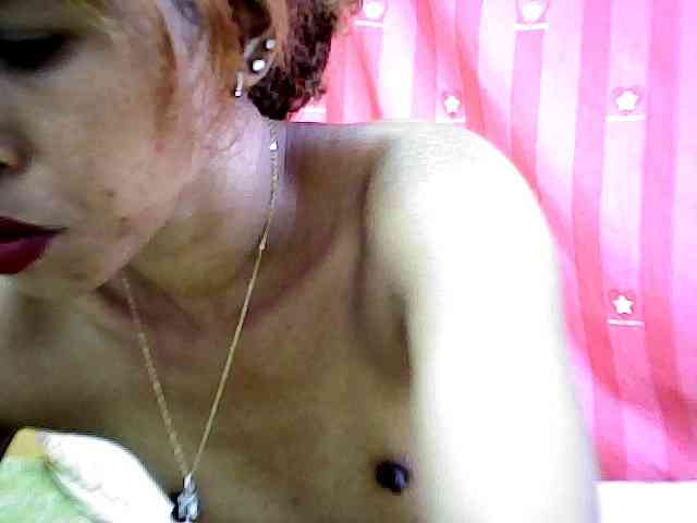 AngelHotxx webcam