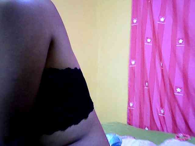 AngelHotxx webcam