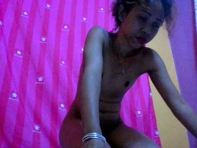 AngelHotxx webcam