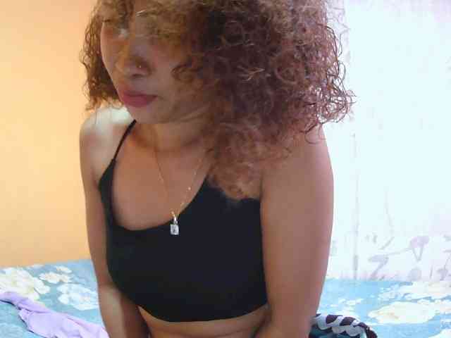 AngelHotxx Live Webcam on BongaCams