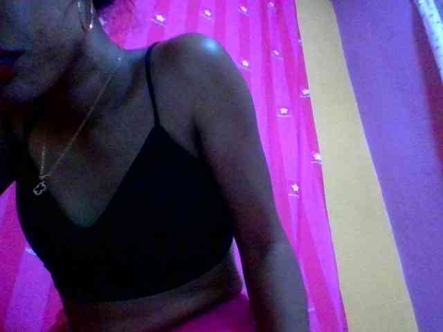 AngelHotxx webcam