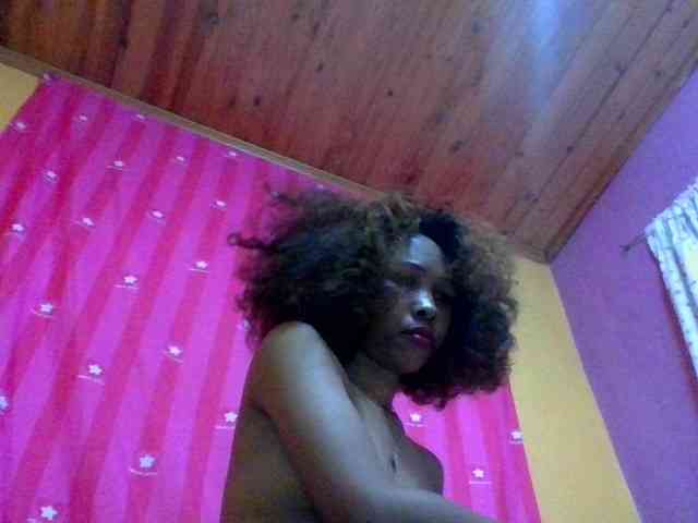 AngelHotxx webcam