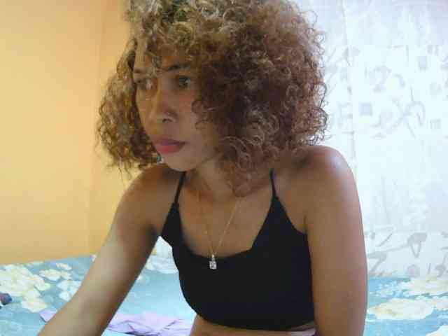 Modèle: AngelHotxx