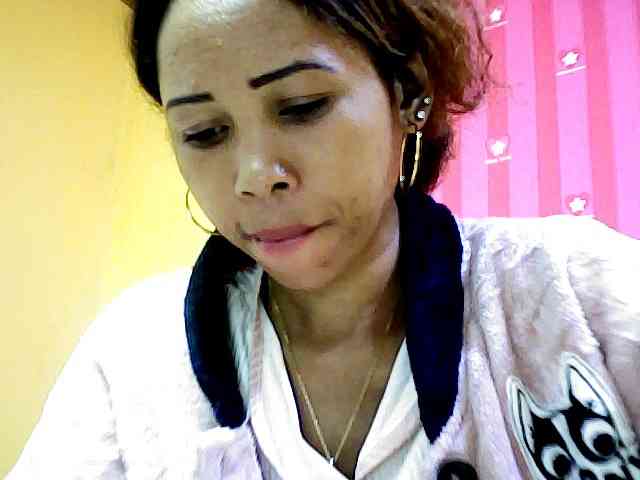 AngelHotxx webcam