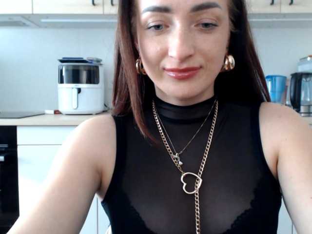 LorennePlay's BongaCams show and profile