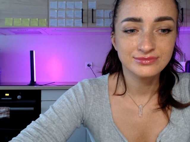 LorennePlay live webcam show