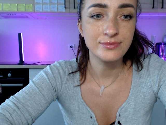 LorennePlay live webcam show