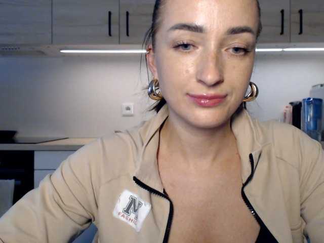 LorennePlay live cam on BongaCams