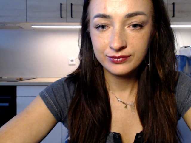LorennePlay, live now on BongaCams