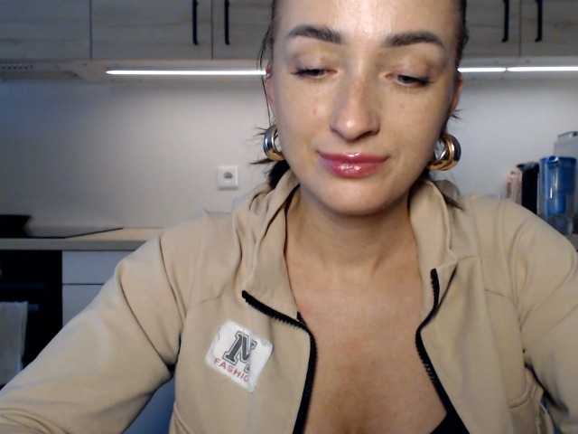 LorennePlay live cam on BongaCams
