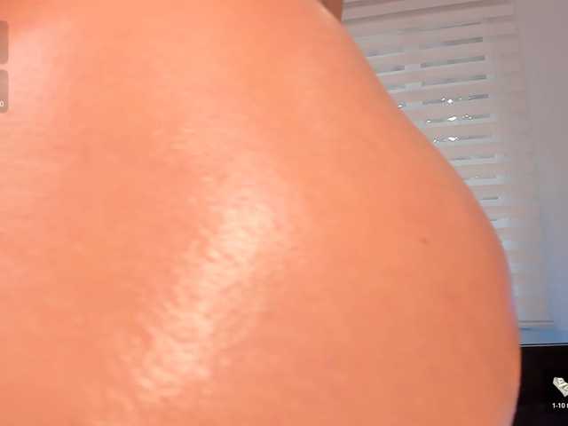 ChloePreston live cam on BongaCams