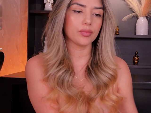 chloepreston cam belle
