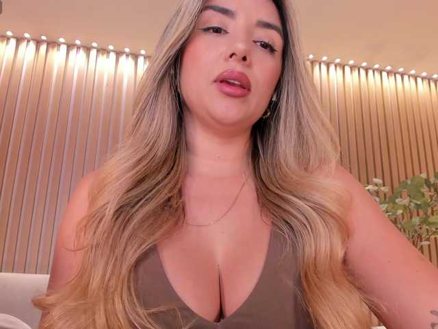 chloepreston live sex show