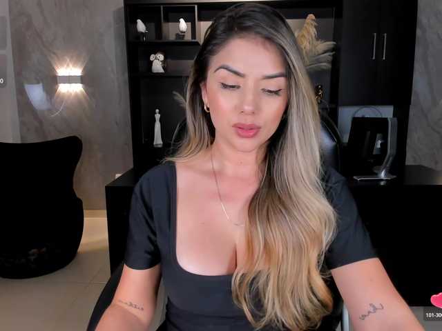 ChloePreston live cam on UnifiedCams