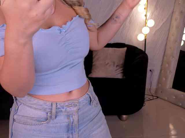 ChloePreston webcam