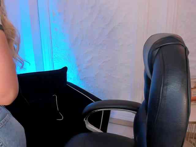 ChloePreston webcam